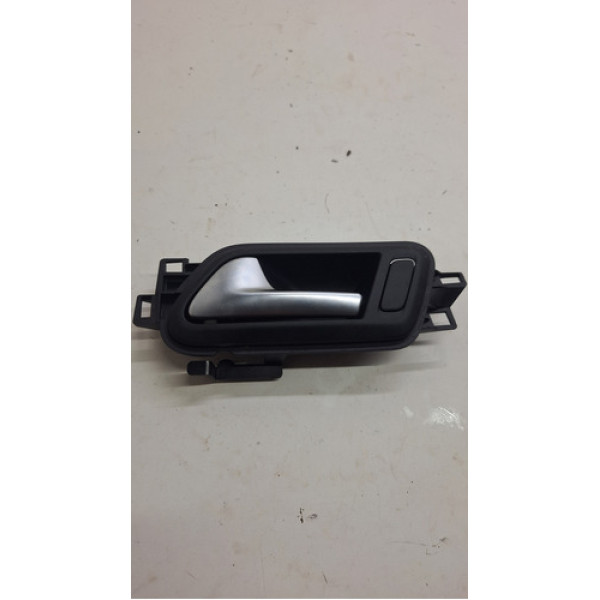 Maçaneta Interna Traseira Esquerda  Vw Amarok Highiline 2021