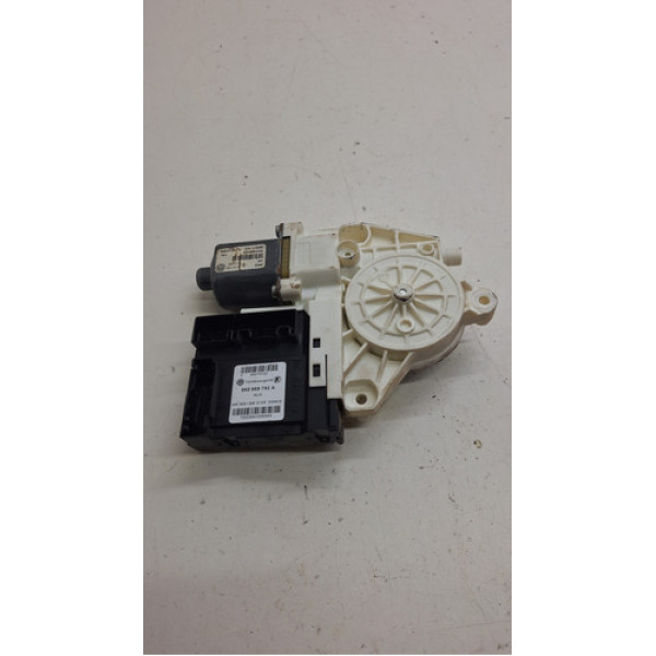 Motor Vidro Dianteiro Lado Direito Vw Tiguan 2.0 Tsi 2011