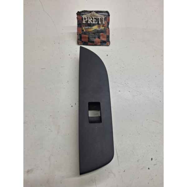 Moldura Botão Vidro Dianteiro Direito Corolla Cross 2023