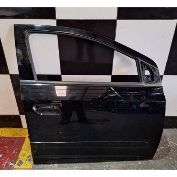 Porta Dianteira Lado Direito Gm Onix 2016 / 2017 