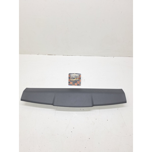 Acabamento Superior Tampa Traseira Corolla Cross 2022/2023