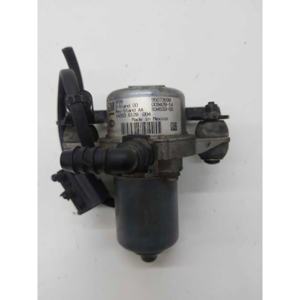 Bomba De Vácuo Gm Tracker 1.8 2013 A 2015 9507399