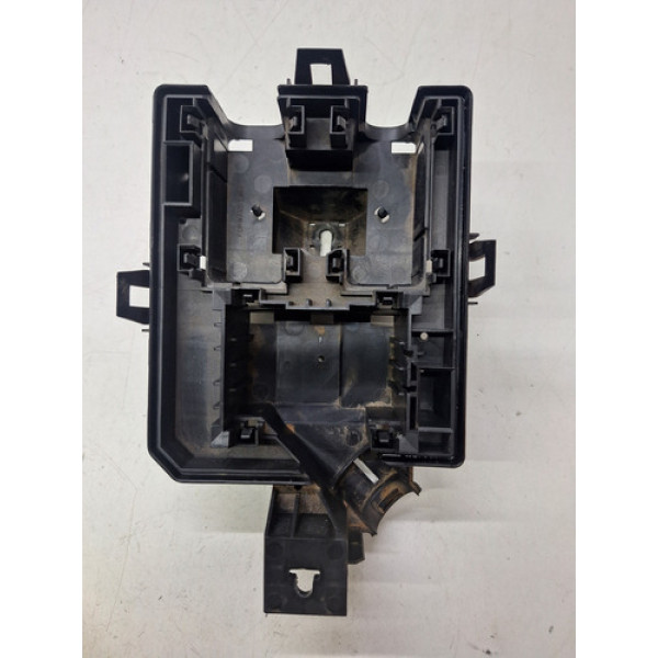 Suporte Inferior Caixa Fusível Gm Onix 1.4 13/14 N°95962913