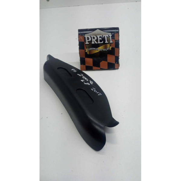 Acabamento  Lanterna Peugeot 2008 2017 L/d