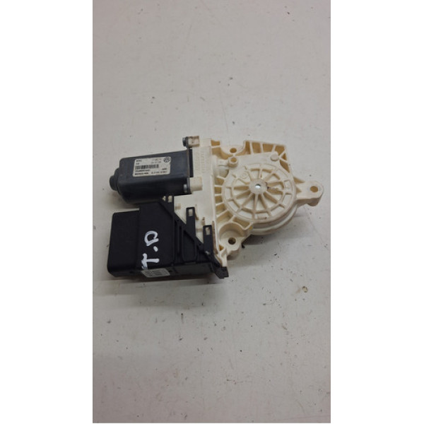 Motor Vidro Traseiro Lado Direito Vw Tiguan 2.0 Tsi 2011