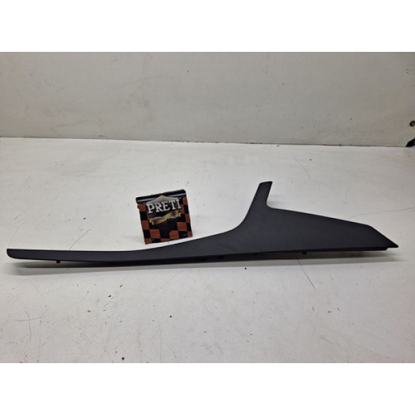 Acabamento Lado Direito Volkswagen Golf 2014/2015