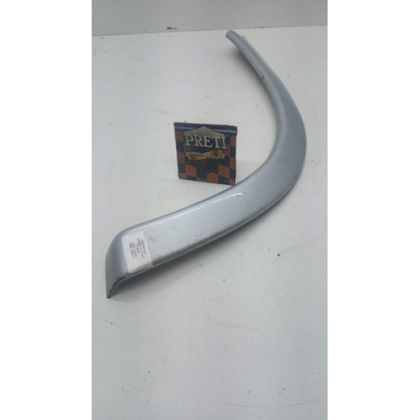 Aplique / Bananinha Traseira Direito Gm Corsa Classic 2008