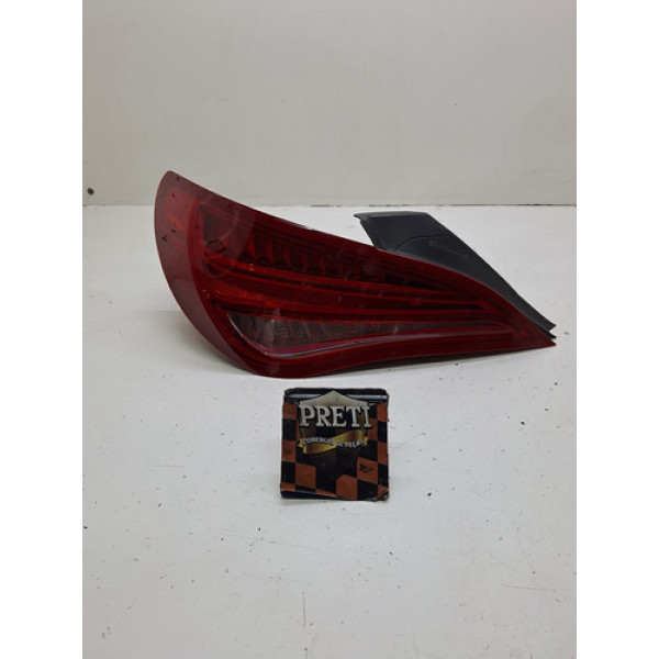 Lanterna Traseira Lado Esquerdo Mercedes Benz Cla 200 2017