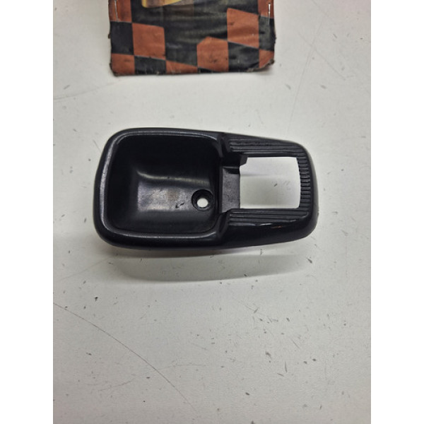 Moldura Lado Direito Maçaneta Interna Vw Kombi 2008 A 2014 