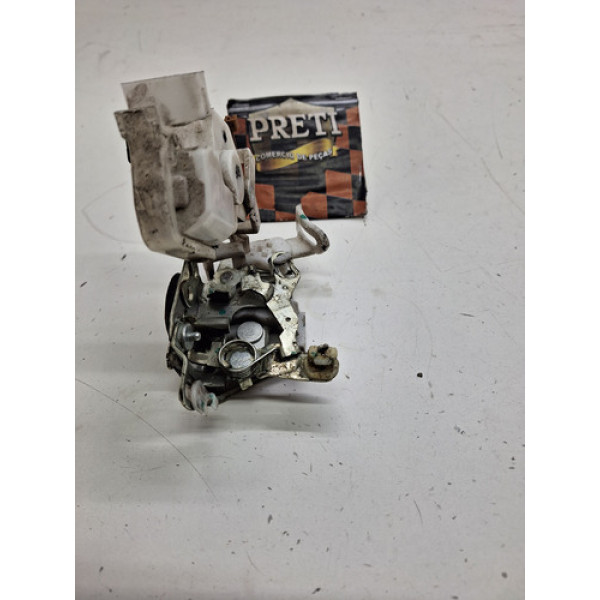 Fechadura De Porta Dianteira Direita Toyota Etios 2019/2020