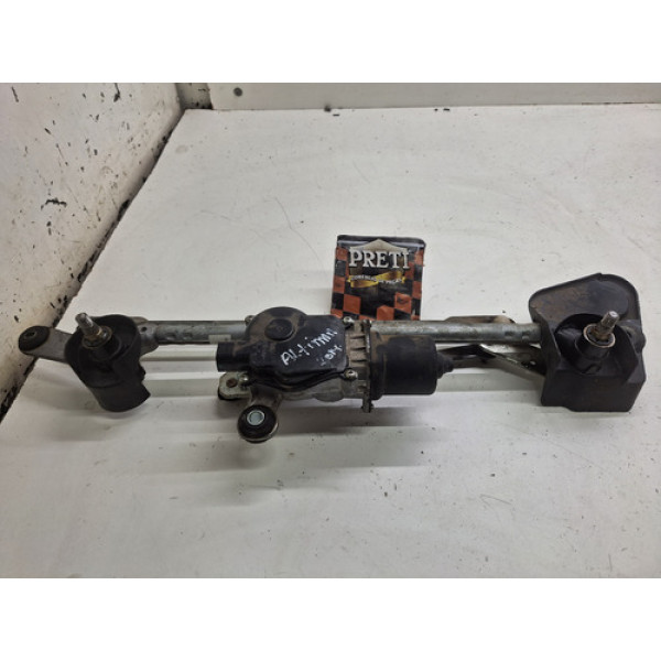 Máquina Limpador Dianteiro Nissan Altima 2014 