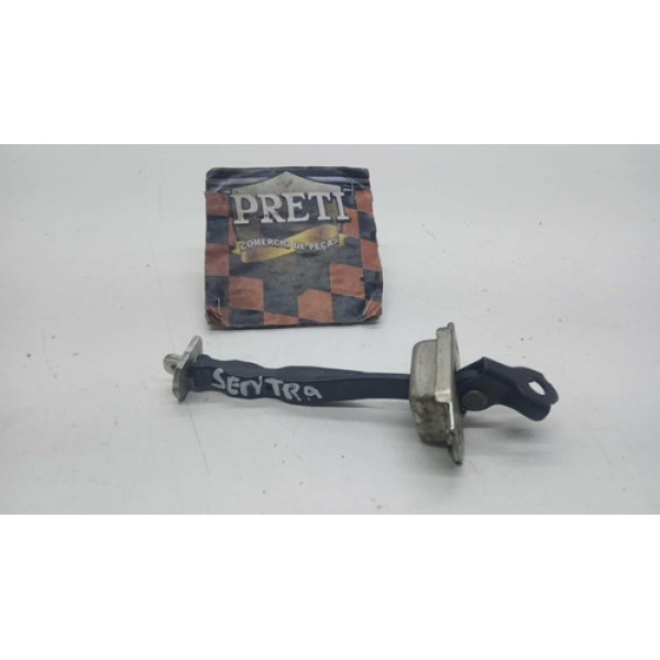 Limitador Traseiro Direito Nissan Sentra 2016