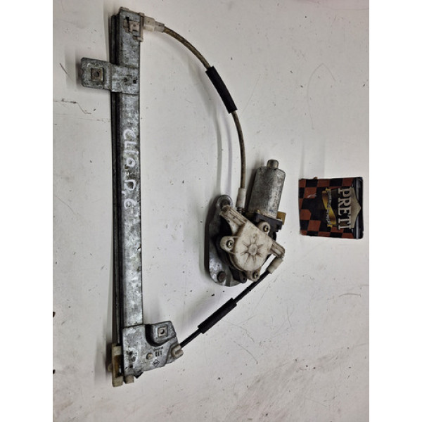 Máquina Vidro Dianteira Esquerda Renault Clio 2004/2005