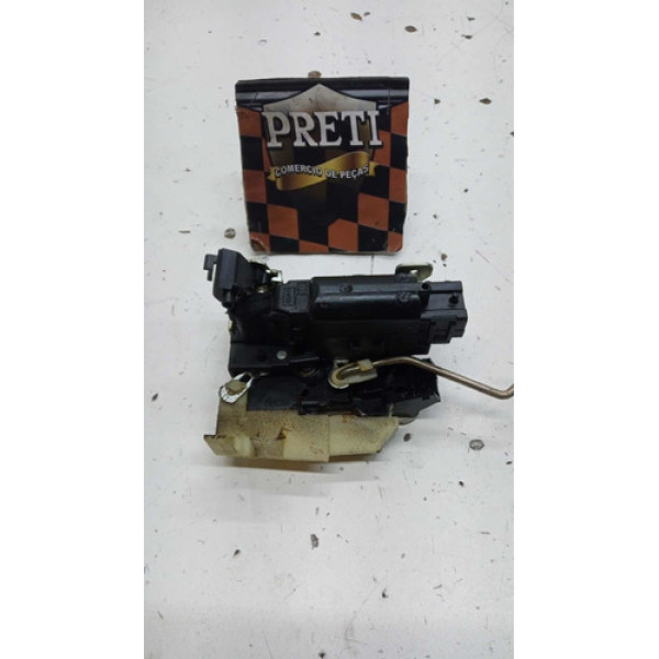 Fechadura Porta Dianteira Direita Duster 2014