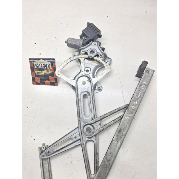 Maquina De Vidro Diantiera Direita Toyota Corolla 2010/2011