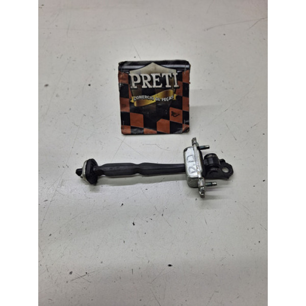 Limitador Porta Dianteira Direita Chevrolet Onix 2017 