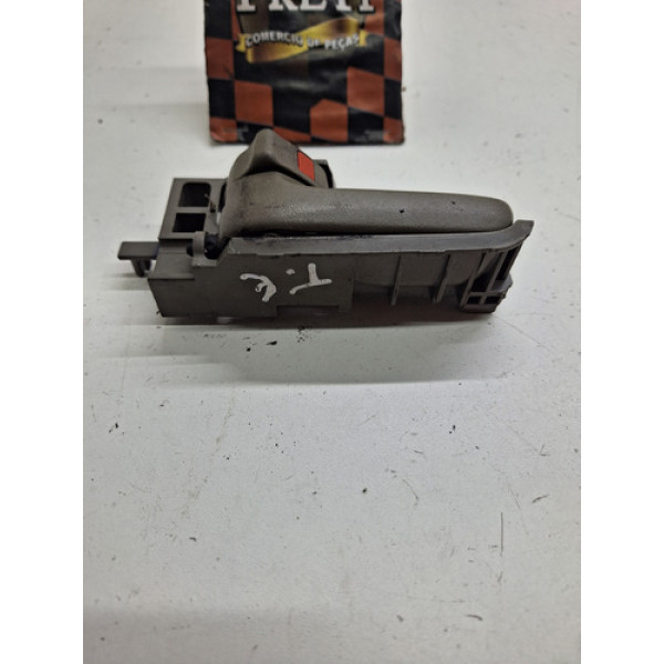 Maçaneta Interna Traseira Esquerda Corolla Filder 2007/2008