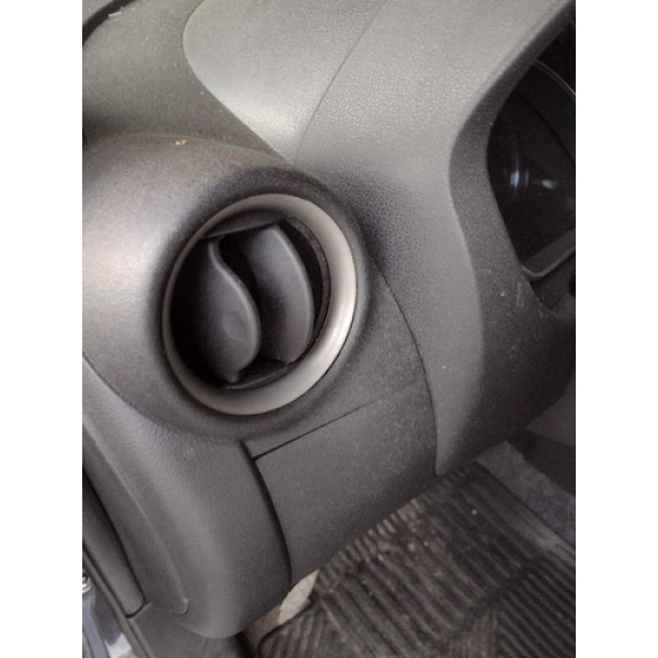 Difusor Ar Lado Esquerdo Nissan Versa 2017 Original 