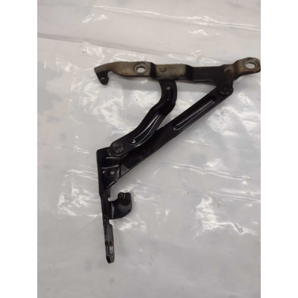 Braço Da Tampa Traseira Nissan Sentra 2010 L/d Original