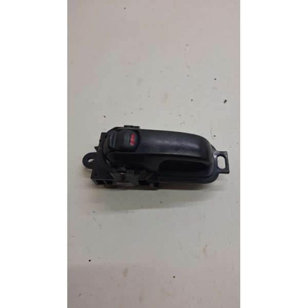 Maçaneta Interna Dianteira Direita Nissan Tiida 2011 / 2012
