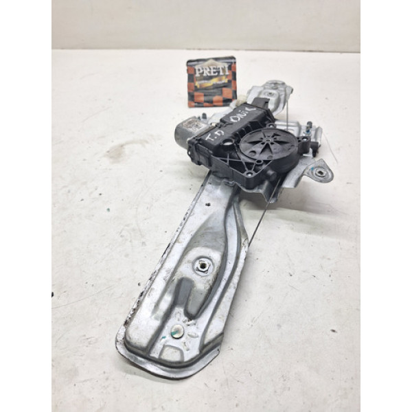 Maquina De Vidro Traseira Direita Chevrolet Onix 2014/2015