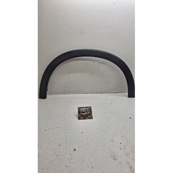 Aplique Paralama Dianteiro Lado Direito Honda Hrv 2016 / 017