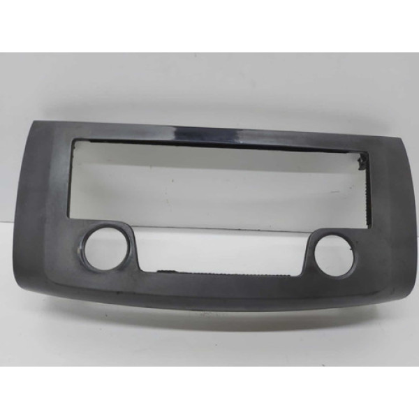Moldura Rádio Nissan Sentra 2015