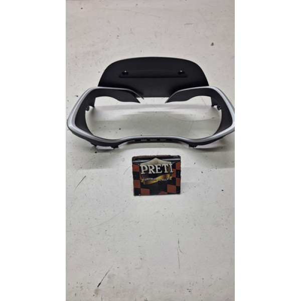 Moldura Painel Instrumento Chevrolet Tracker 2020 / 2021 