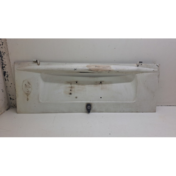 Tampa Traseira Vw Kombi 1600 Injetada 2003 / 2004 / 2005