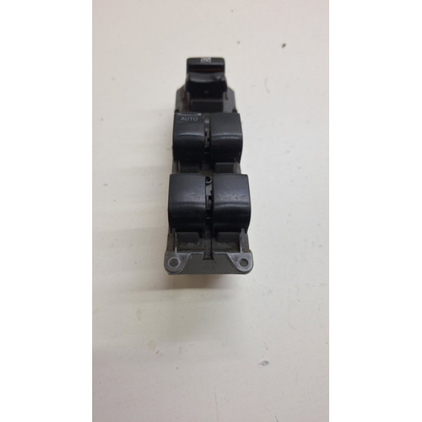 Botão Vidro Dianteiro Esquerdo Toyota Corolla 2015 / 2016 