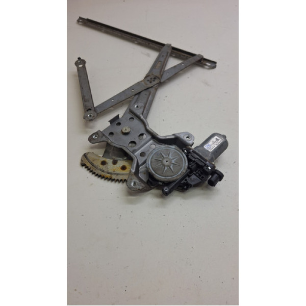 Máquina Vidro Dianteira Lado Esquerda Toyota Etios 2017