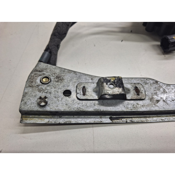 Máquina De Vidro Dianteira Direita Nissan Sentra 2012/2013