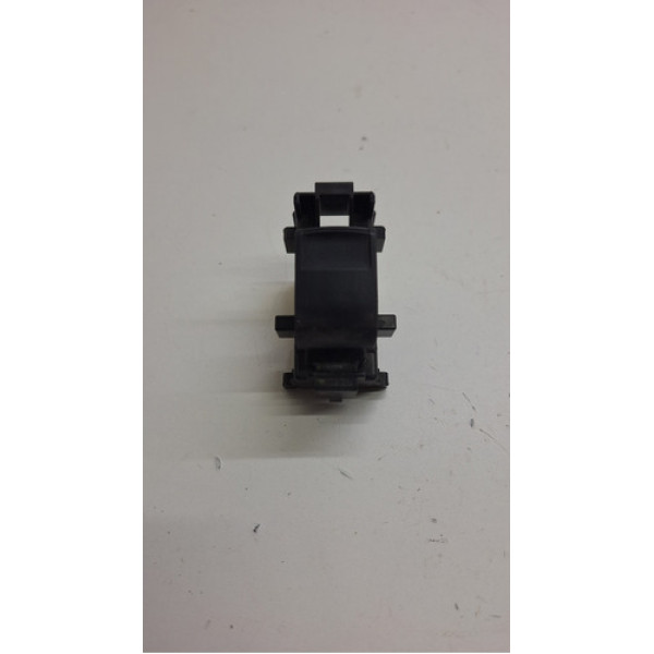 Botão Vidro Dianteiro Lado Direito Toyota Etios 2017 / 2018