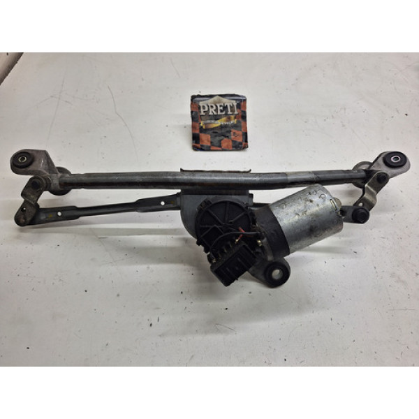 Máquina Limpador Dianteiro Gm Montana Agile 2012 