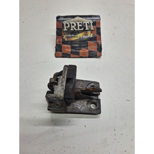 Trava Porta De Correr Central Vw Kombi 2008 / 2009 A 2014