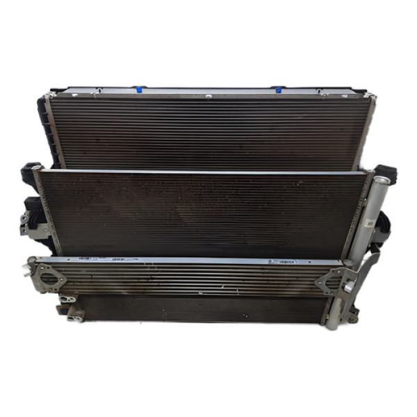 Conjunto Kit Radiador Vw Amarok Highiline 3.0 V6 2020 / 2021