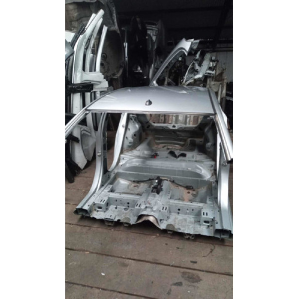 Traseira Com Teto Chevrolet Onix 2014