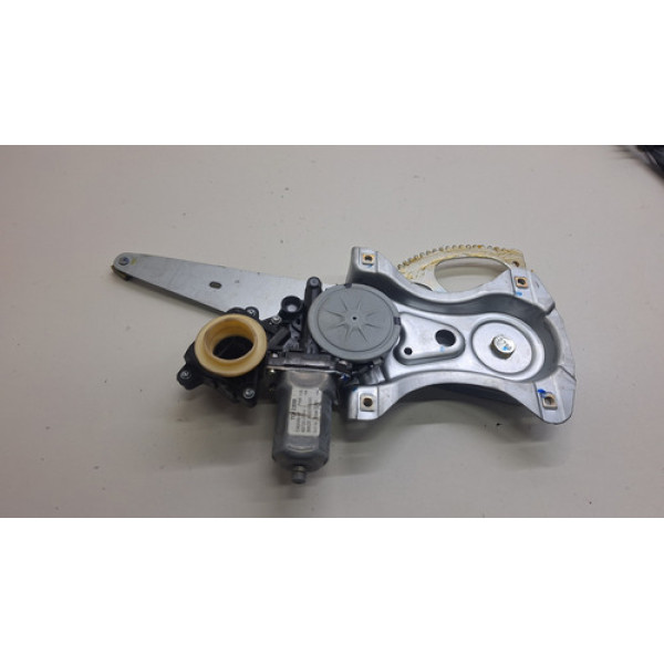 Máquina Vidro Traseira Lado Direita Toyota Yaris 2020 / 2021