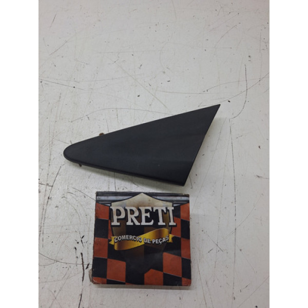 Moldura Retrovisor Lado Esquerdo Chevrolet Onix 2014 / 2015 