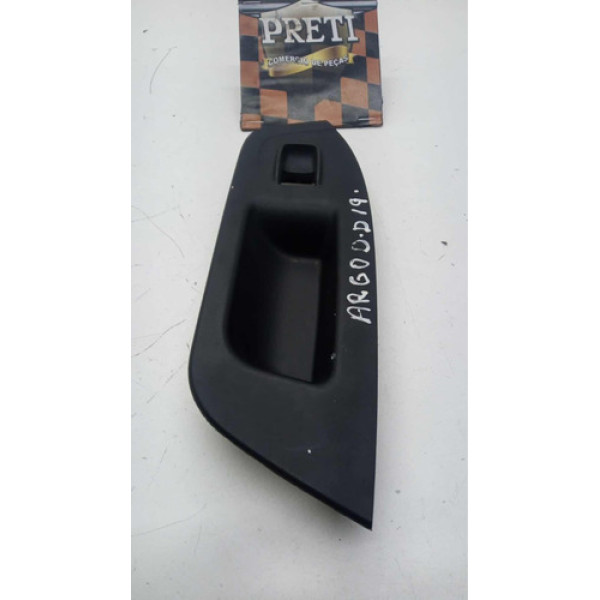 Moldura Botão Dianteiro Direito Fiat Argo 2018